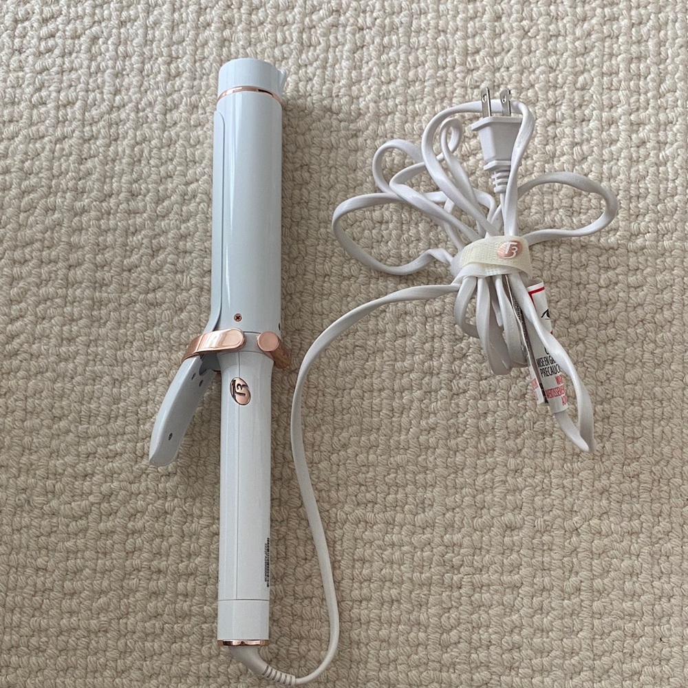 T3 Curling Iron (EUC) - 1.5 inch